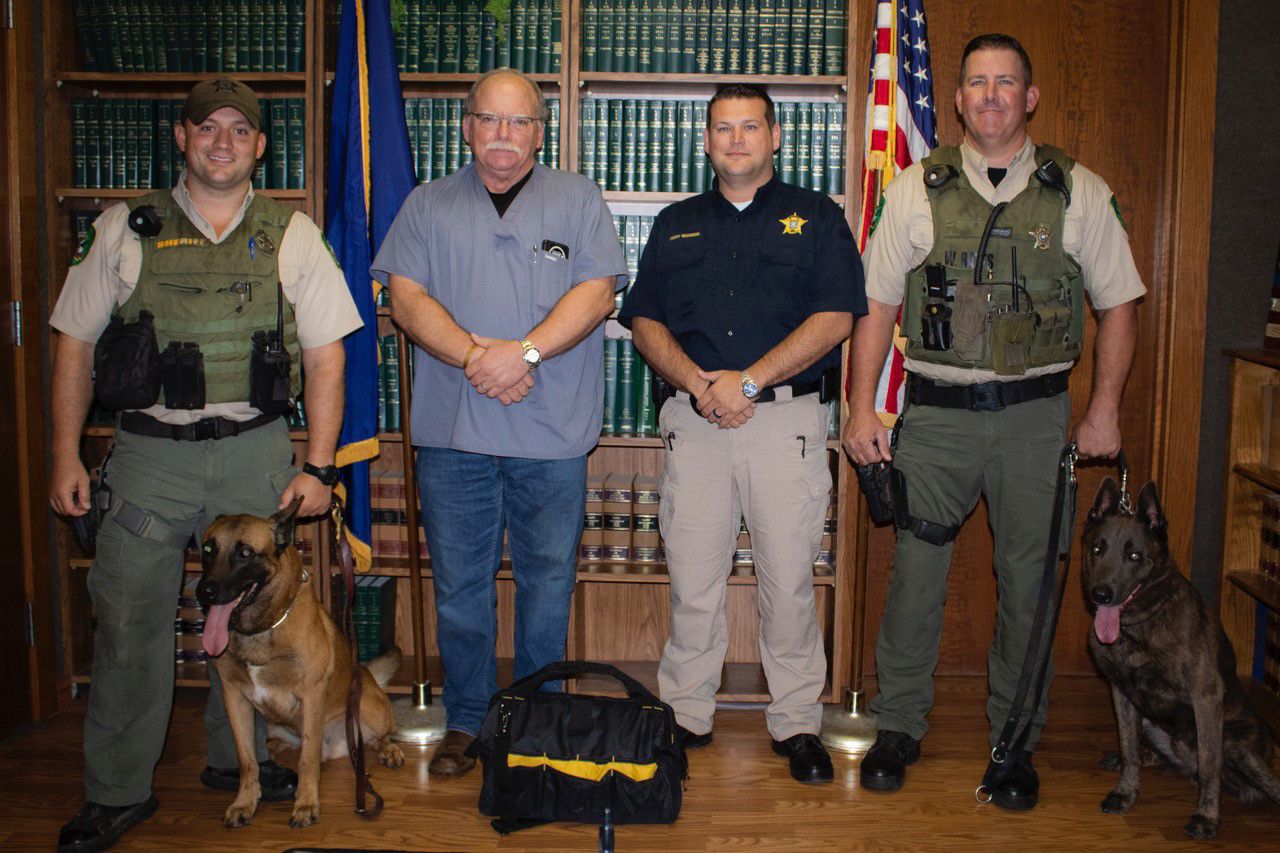 Dr. Ratcliff and DPSO K-9 handlers